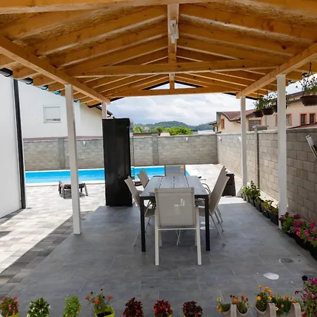 Vila Villa Aljosa Ivisovo Greblje